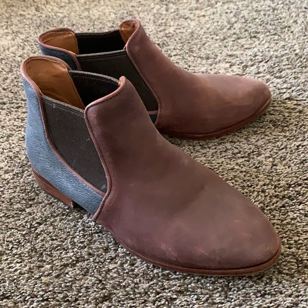 Shoes size 6!